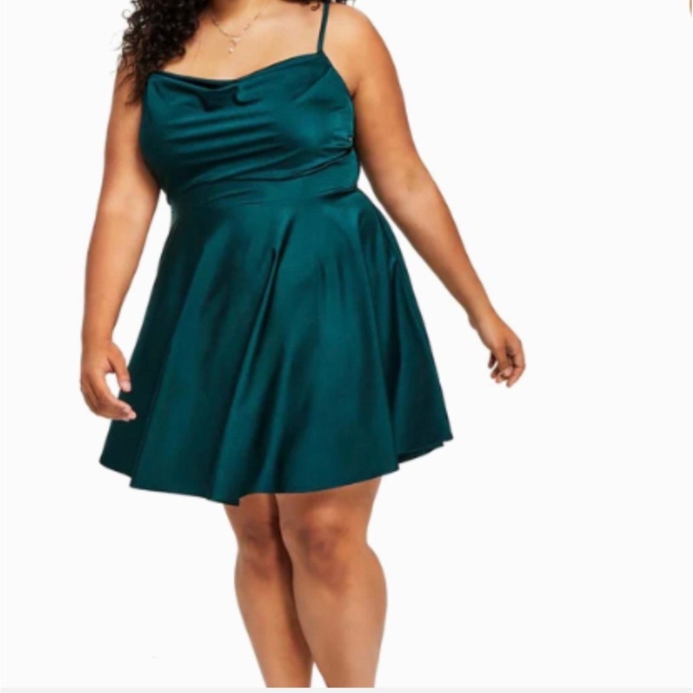 New City Studios Juniors 22W Trendy Plus Size Sleeveless Satin Fit Flare Dress